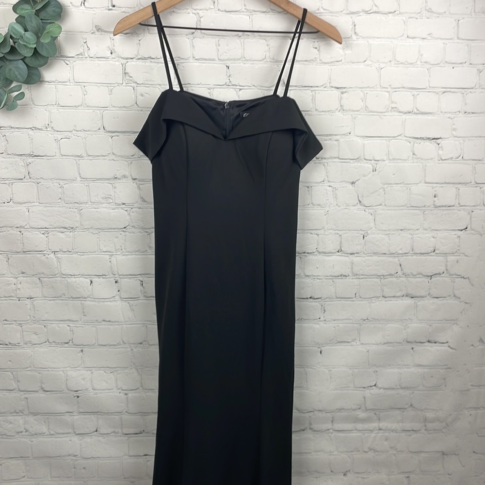 ELIZABETH K by GLS Spaghetti Strap Off the Shoulder Black Evening Gown size M